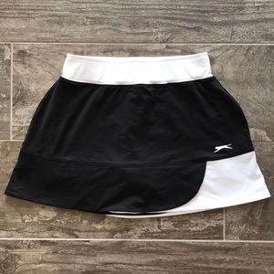 NWOT TENNIS SKIRT